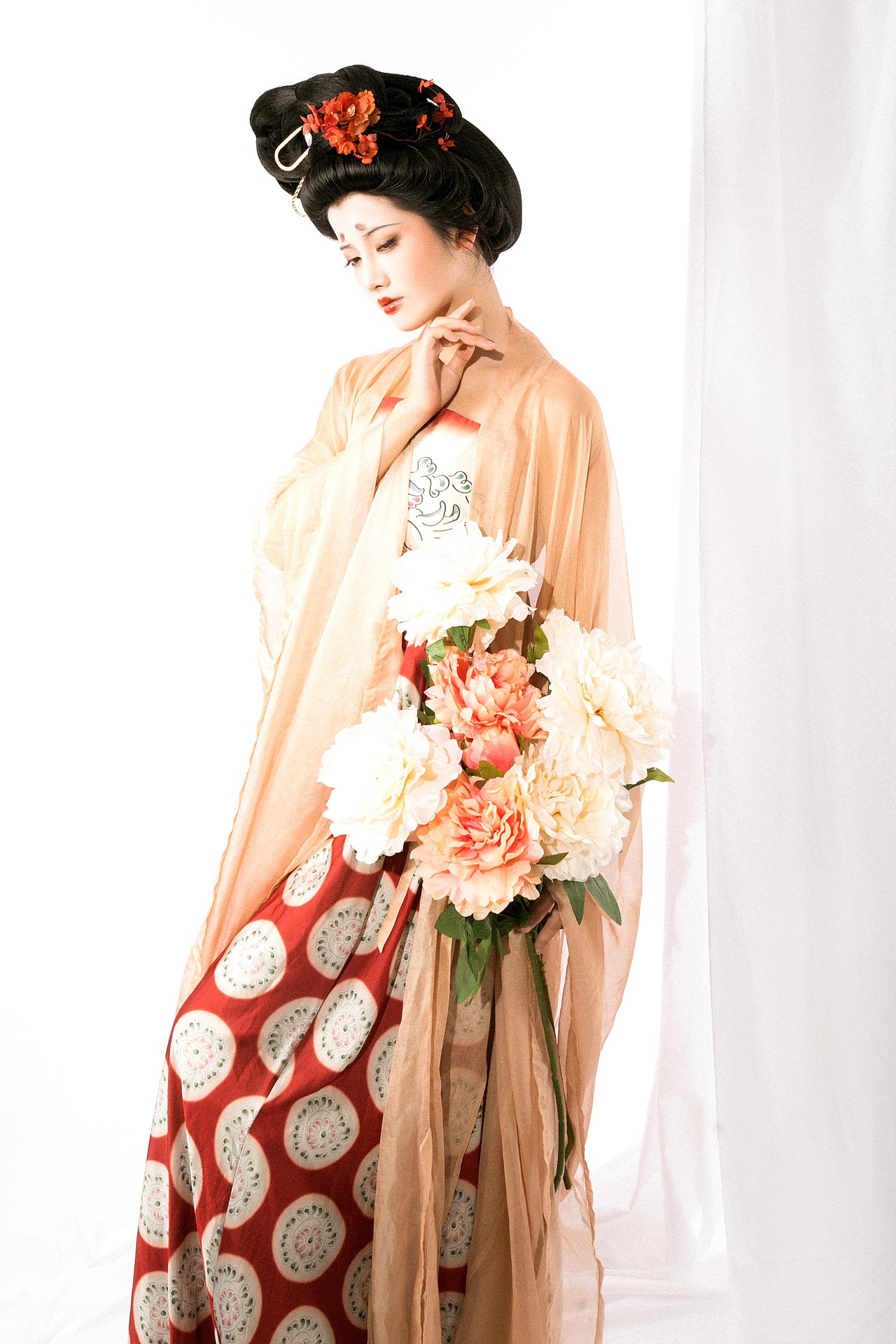 会向瑶台月下逢 古风汉服系列作品（图ZMjg2NTQzOTI0） - 人像摄影 - 站酷设计师LIMO摄影工作室原创素材 - 站酷ZCOOL