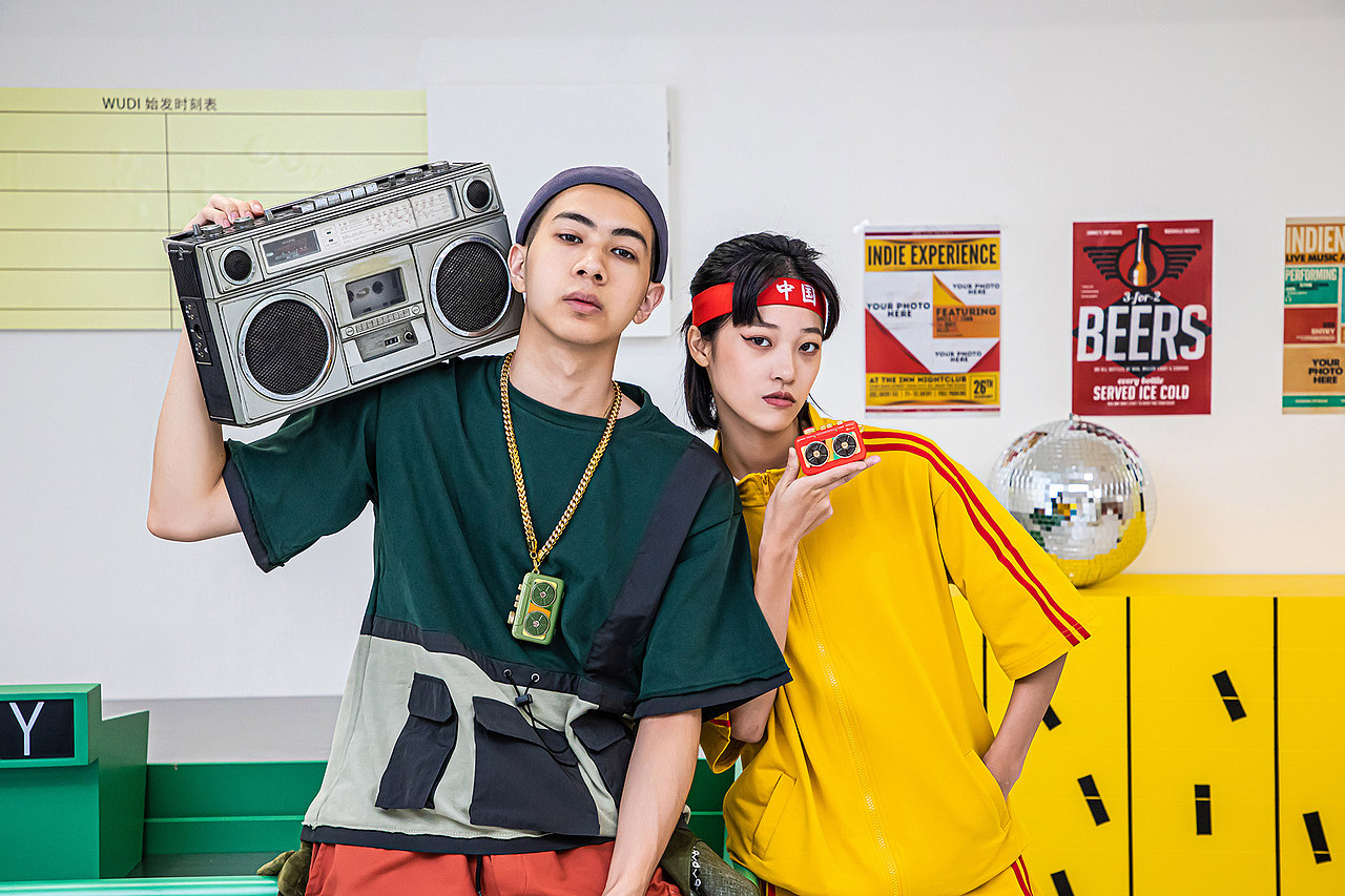 这么燃这么炸的抖腿神器,心脏早已被撩动!
就让我们一起来点音乐!