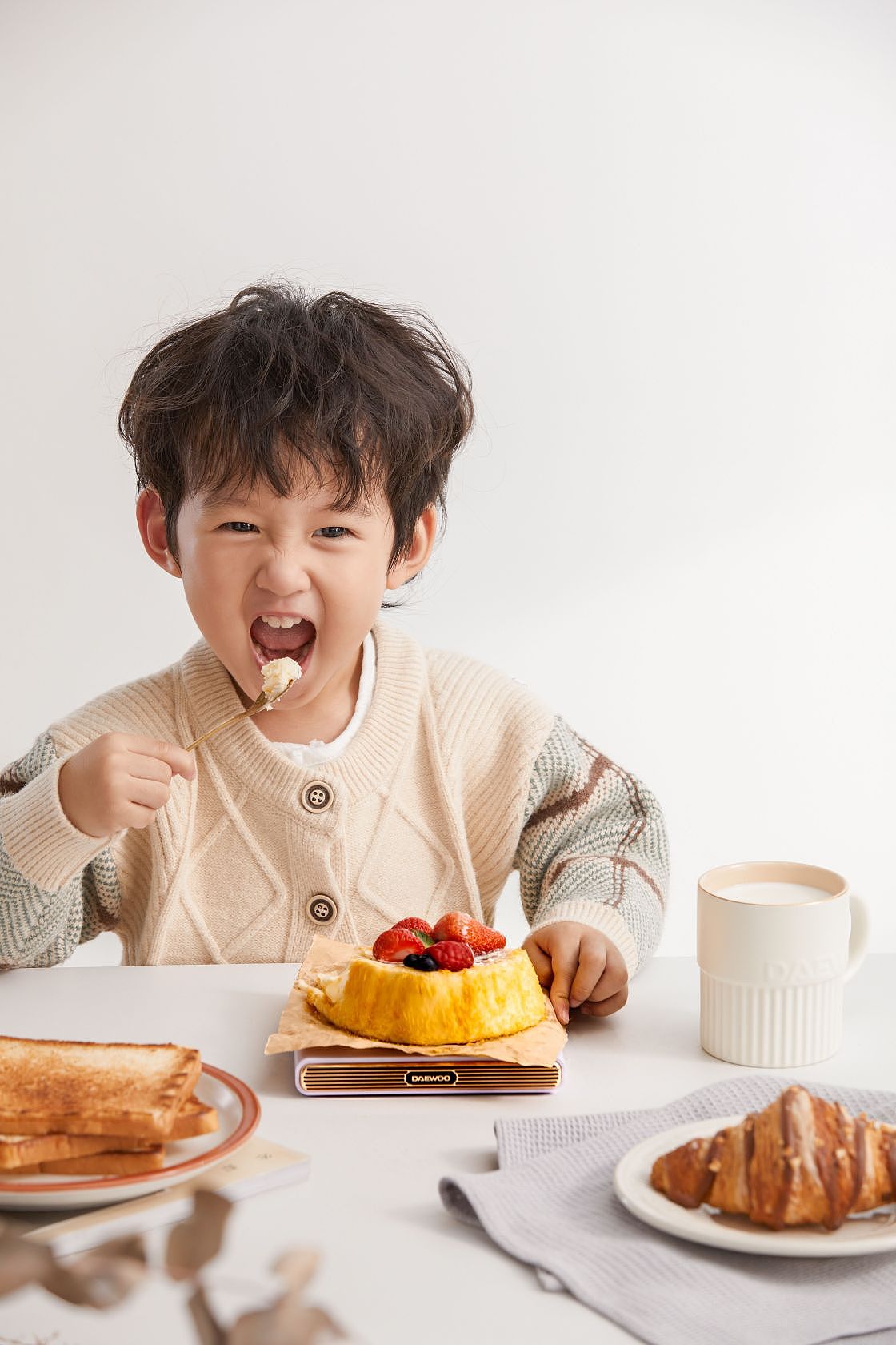 大宇暖杯垫拍摄