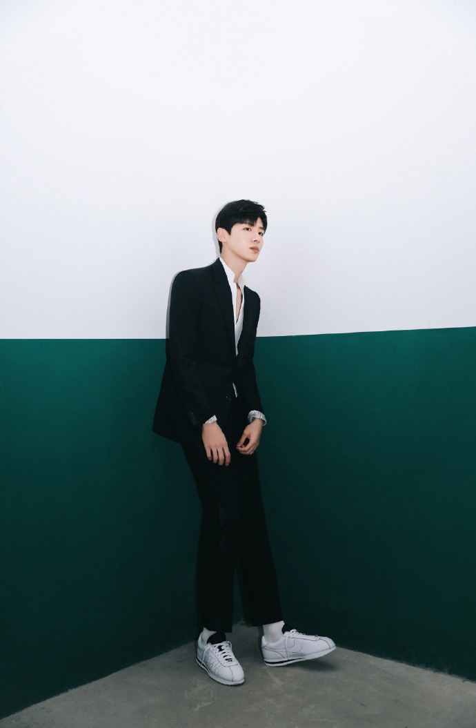 是蕾蕾酱吖的个人主页（背景预览） - 主页背景设置 - 站酷设计师是蕾蕾酱吖原创素材 - 站酷ZCOOL