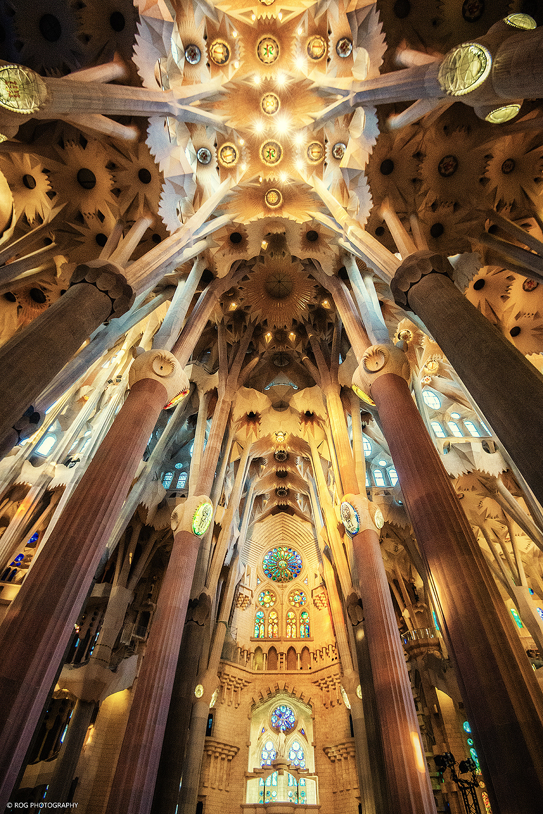 西班牙|巴塞罗那建筑之美·高迪篇 - 知乎