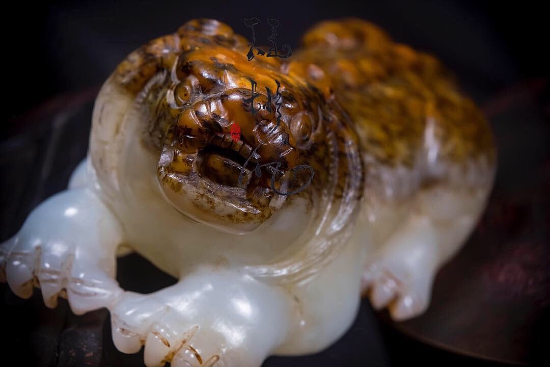 藏品 | 犬 和田玉纯籽料（图ZMTU1MDc4Nzky） - 产品摄影 - 站酷设计师吴杰雄摄影师原创素材 - 站酷ZCOOL