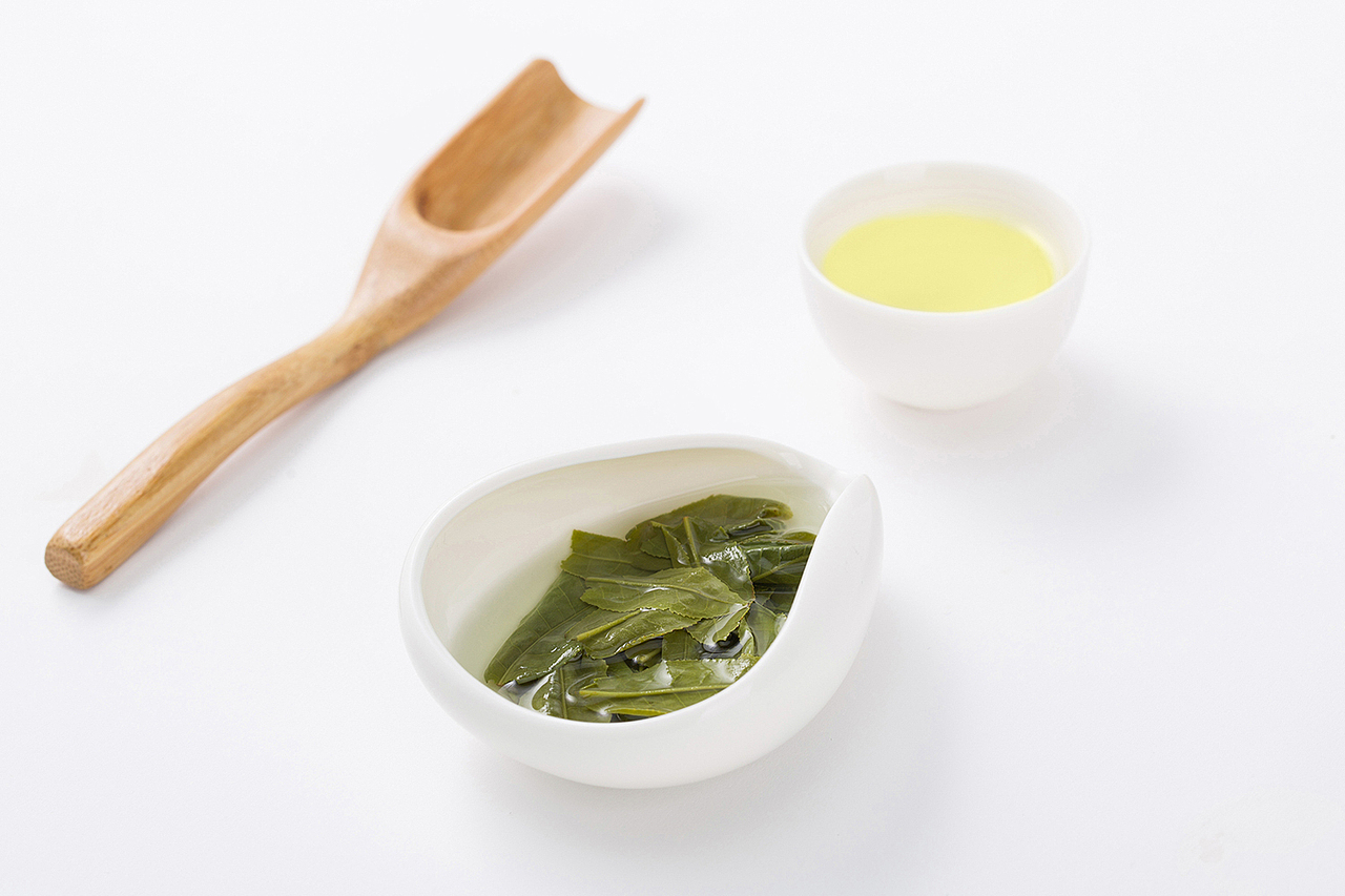 茶叶拍摄作品分享简约绿茶拍摄电商拍摄mo2摩图广告（图ZOTEzMzkzNDg=） - 产品摄影 - 站酷设计师mo2摩图原创素材 - 站酷ZCOOL