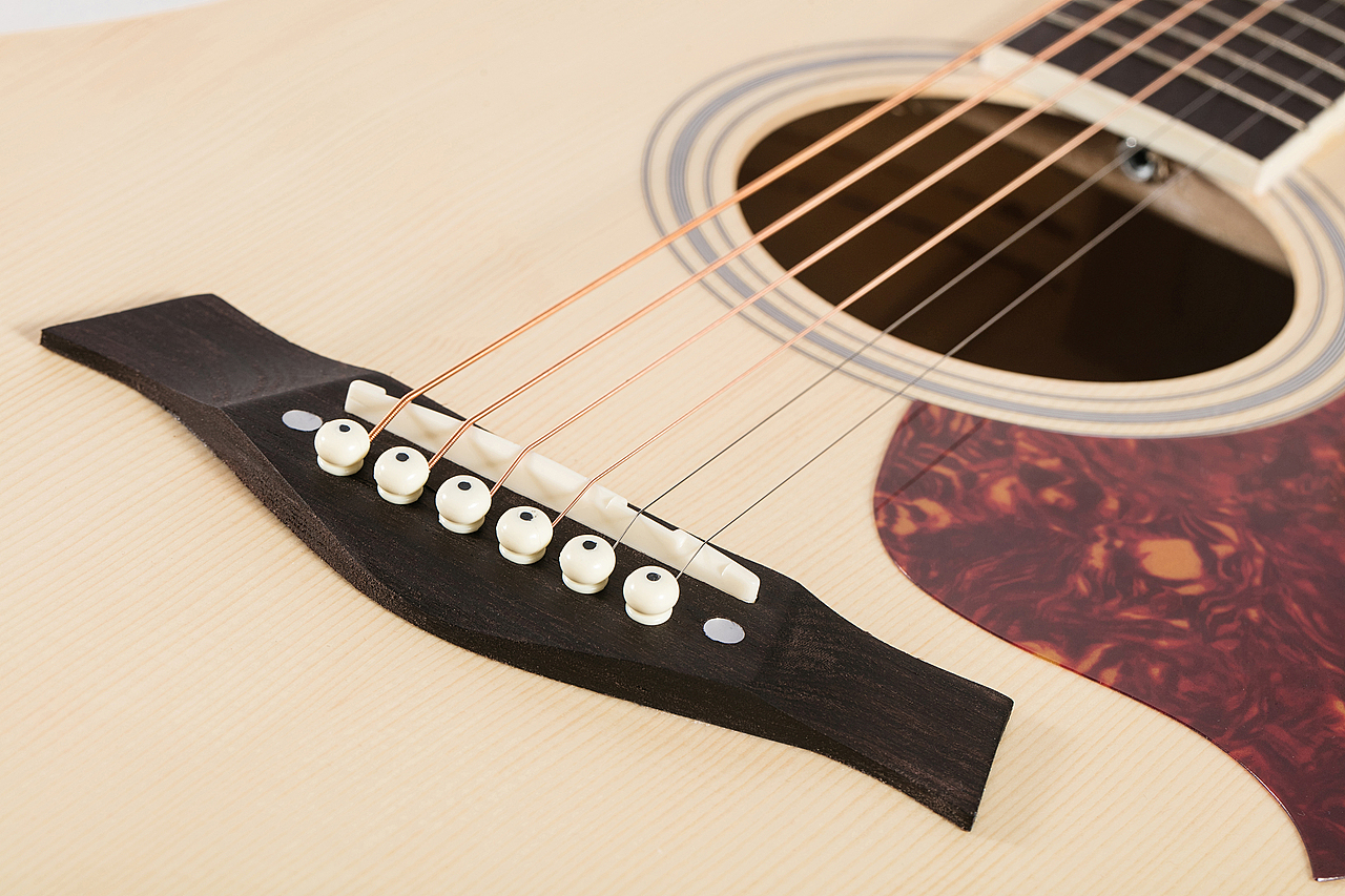 吉他拍摄（图ZMTE2OTczMjgw） - 产品摄影 - 站酷设计师艾小北原创素材 - 站酷ZCOOL