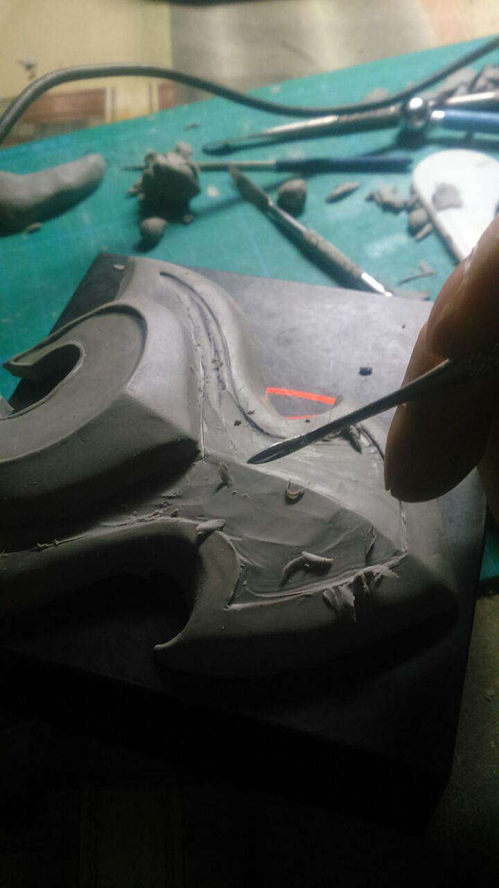 【狐狸】《魔兽世界》之无边黑暗之盾①雕刻制作过程（图ZNDEzODA5MzY=） - 手办/模玩 - 站酷设计师狐狸精小五原创素材 - 站酷ZCOOL