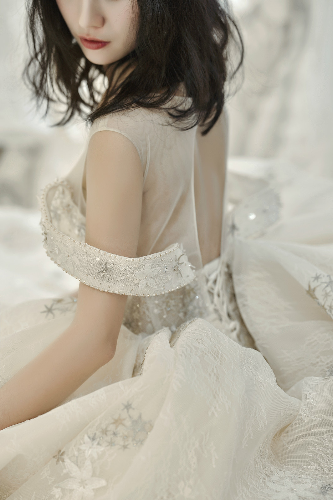 婚与纱|软中华硬玉溪,头发越少越牛逼