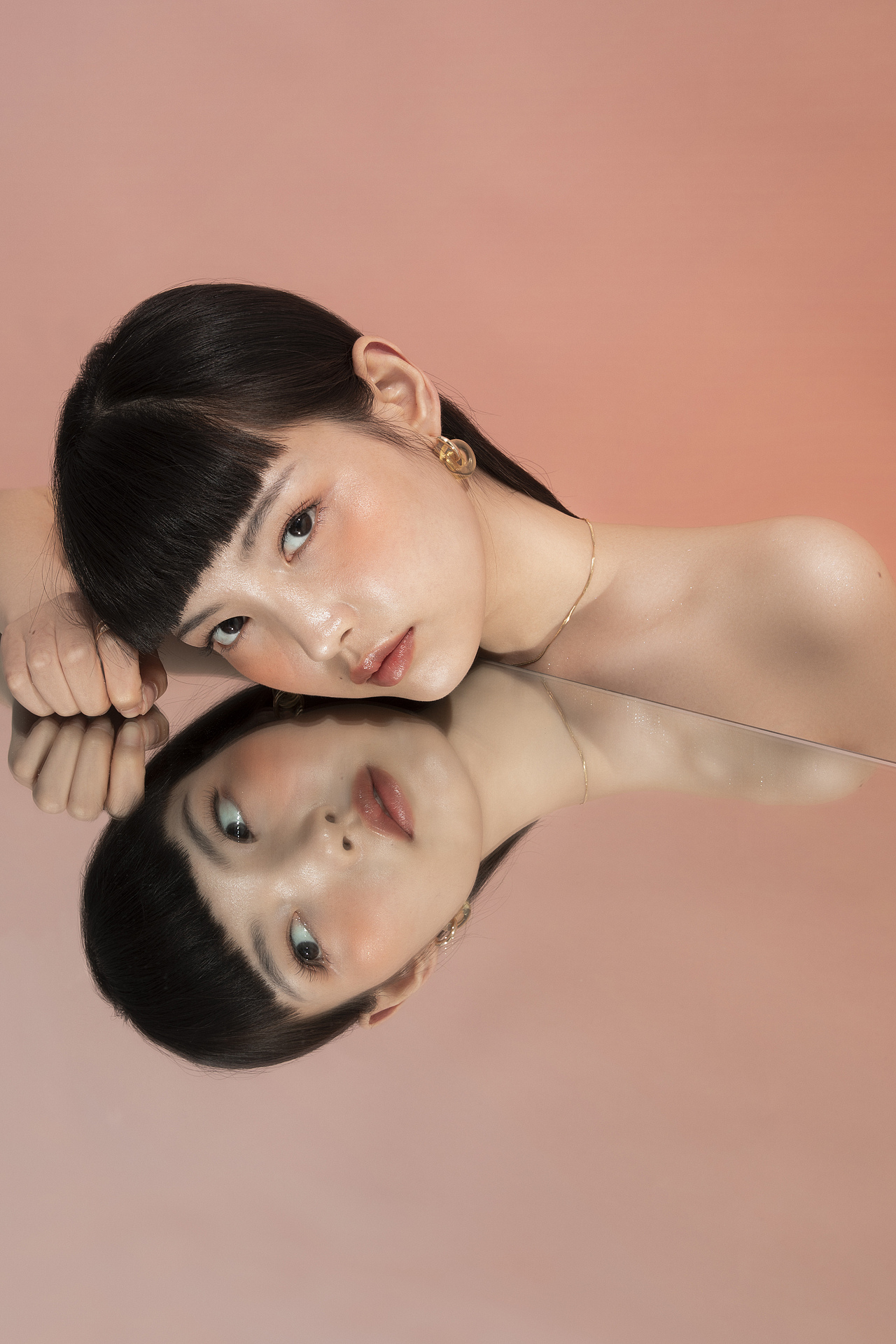 intoyou腮红模特图（图ZMjIwNzEyNjg4） - 产品摄影 - 站酷设计师他是33原创素材 - 站酷ZCOOL