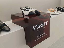 直播間網(wǎng)紅展示臺(tái)