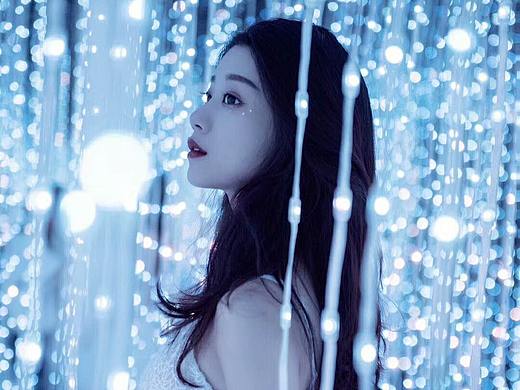 艺术光影盛宴，一座城一座宫——镜花宫