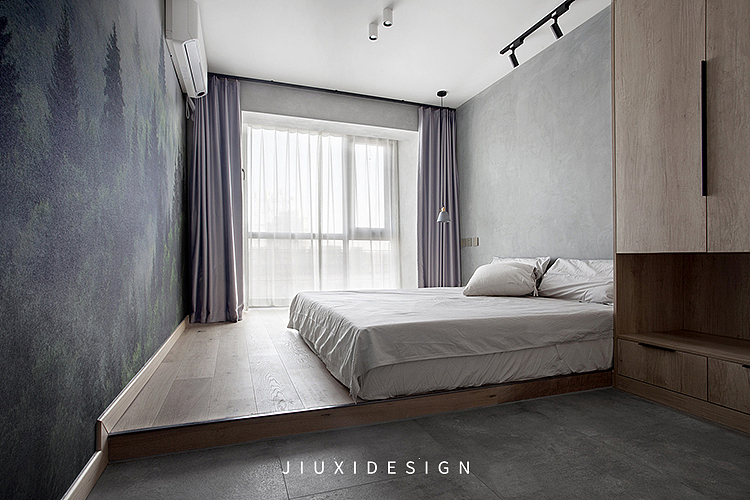 看上去就很安静的空间,在北京这个喧嚣的城市里,每天能回到家里待在这样的环境里,心情上每天都是一次疗愈,不受外界打扰。家是心灵的港湾,也是精神上的。