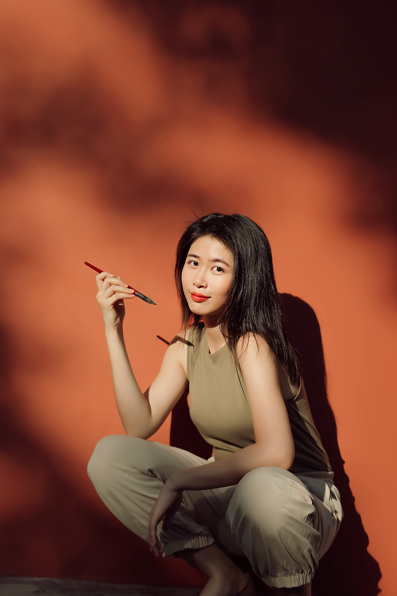 夕阳红墙与诗人（图ZMzQ1OTQ4NDg4） - 人像摄影 - 站酷设计师KK想要和这个世界原创素材 - 站酷ZCOOL