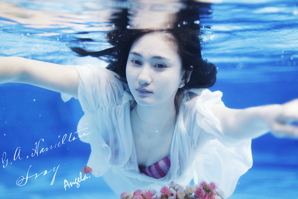 水下人像-----《海的女儿》（图ZMzYzOTg5MjA=） - 人像摄影 - 站酷设计师天蓝2009原创素材 - 站酷ZCOOL