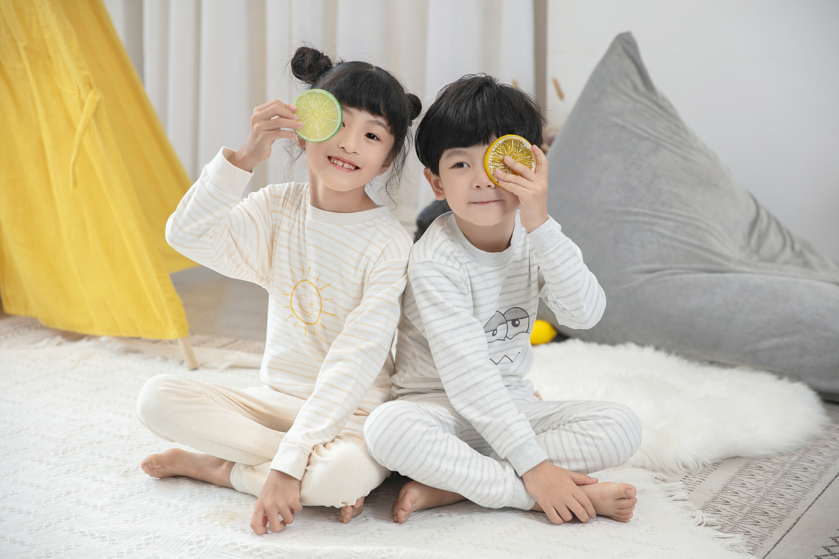 童装内衣模特拍摄