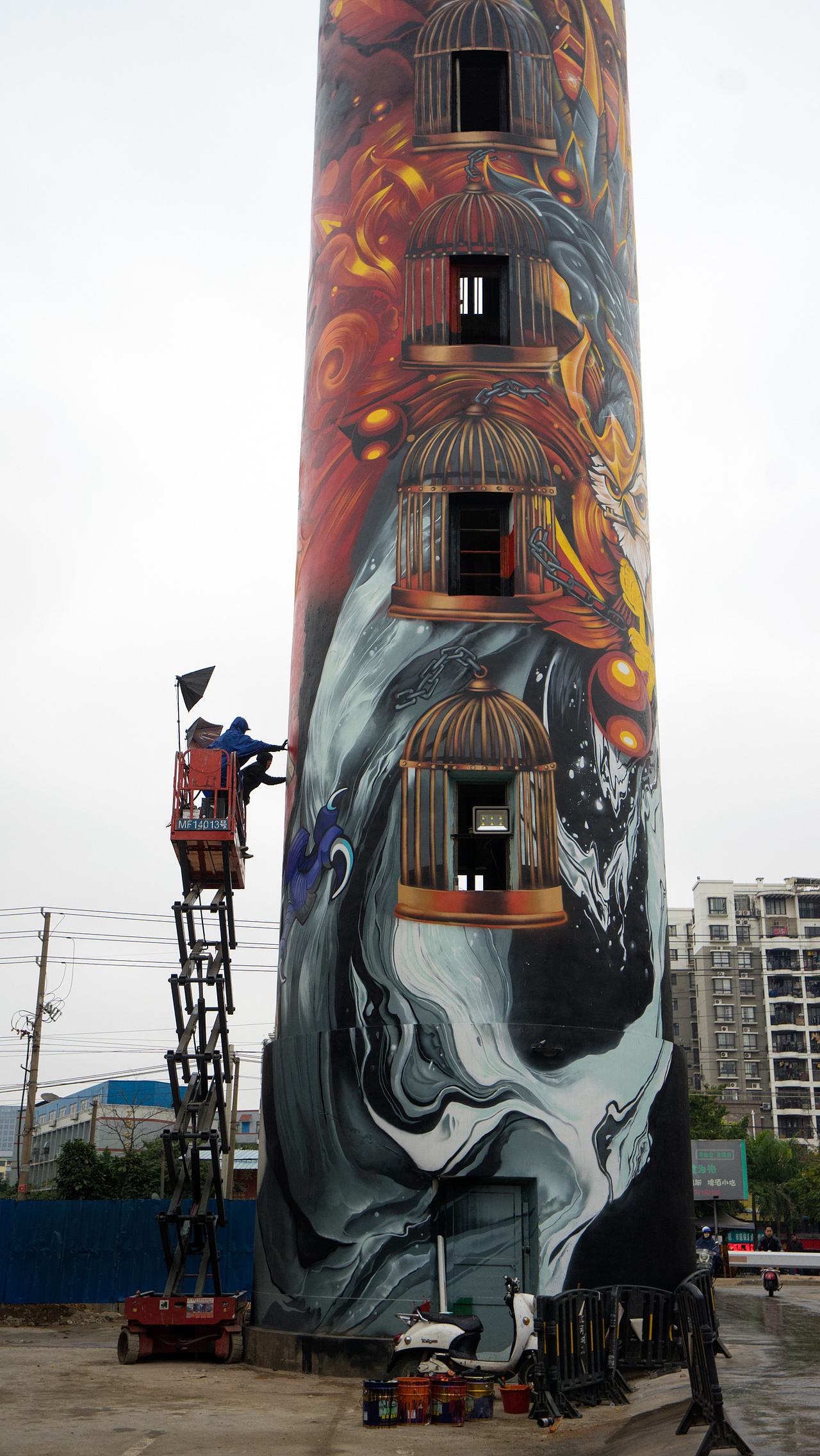 mts涂鸦团队如何将一座33米高的水塔变成知名地标建筑
