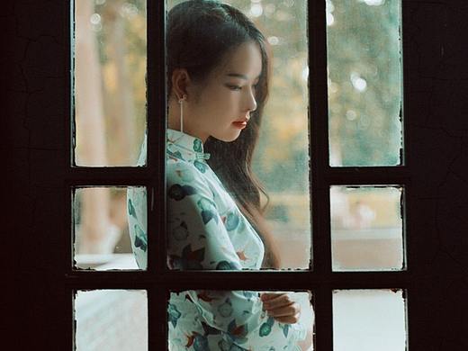 纯白