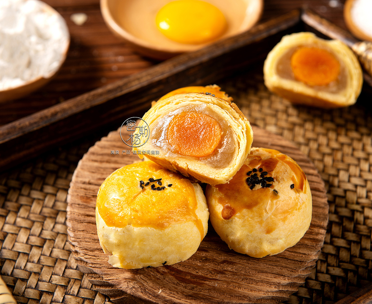 冬有食品---蛋黄酥点心拍摄（图ZMTU4ODQ3NTY4） - 产品摄影 - 站酷设计师密斯杨摄影原创素材 - 站酷ZCOOL