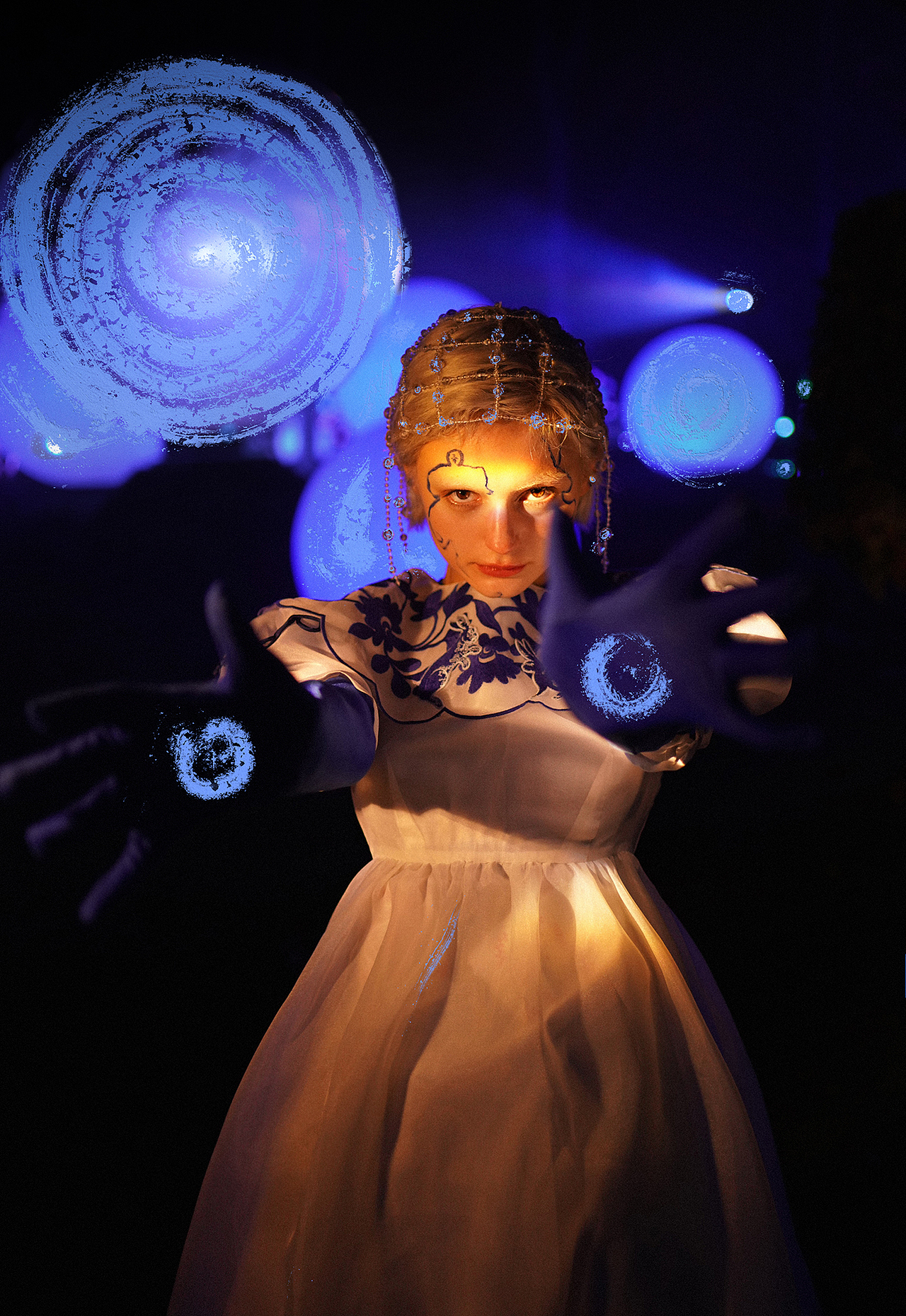 从月亮上来（图ZMjM1MDQ3MTQ4） - 人像摄影 - 站酷设计师海和蓝原创素材 - 站酷ZCOOL