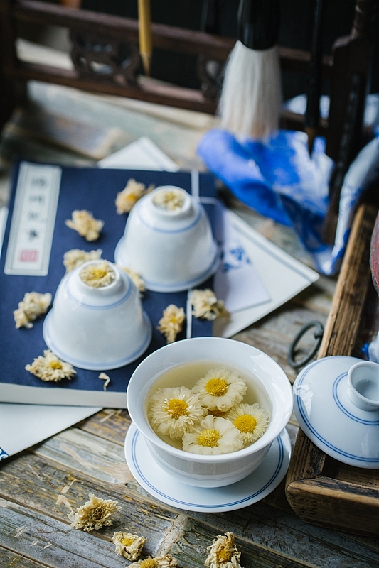 静物
此门类自不必说，甄选之艰，难舍难分。日日恒持，图图乐焉。