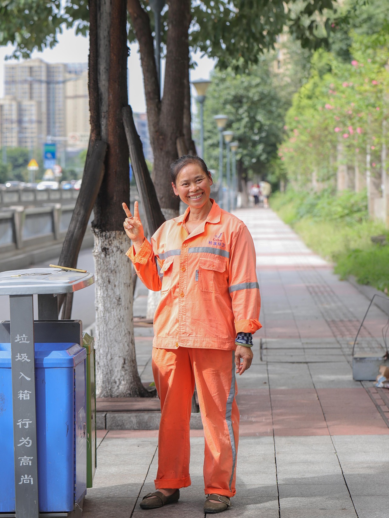 2020.9.17街拍环卫阿姨