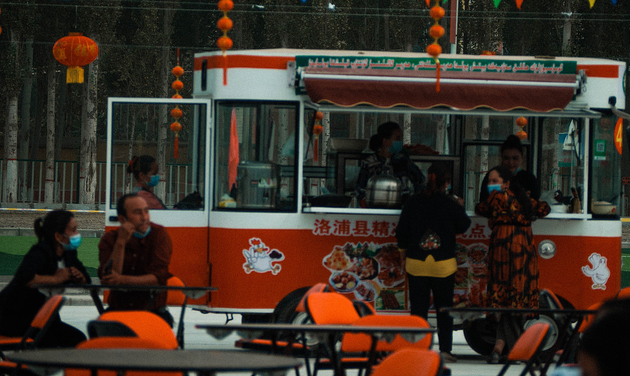 这个夜市有点故事