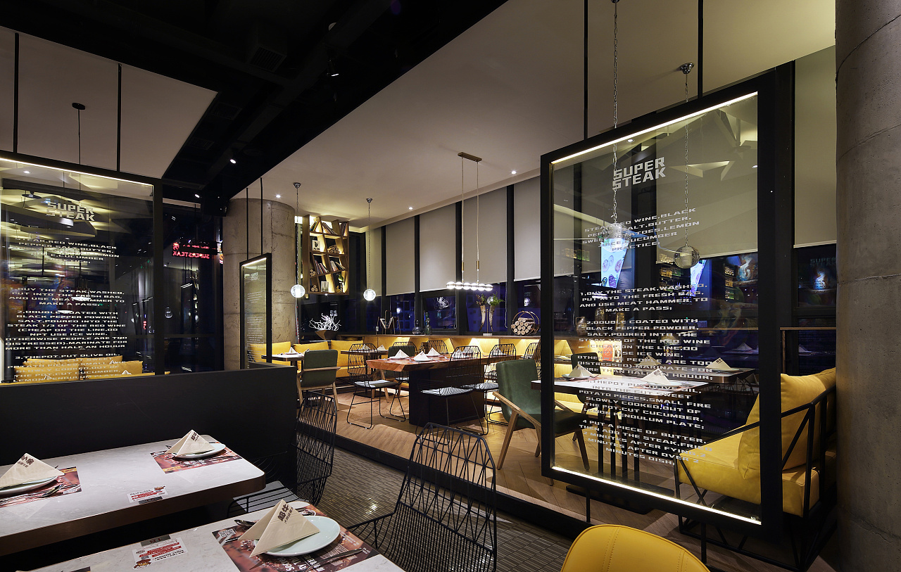 牛扒空间【艺鼎新作】带你走进一间璀璨夺目的牛扒馆