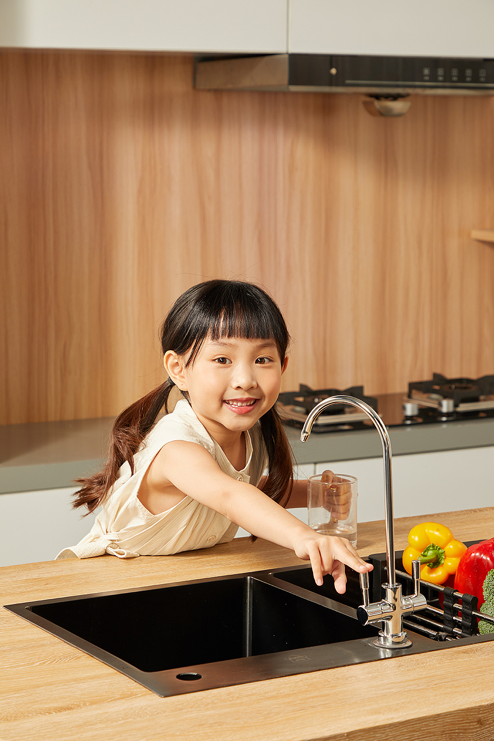 苏泊尔智能家电 202204 苏泊尔净水器 模特摄影