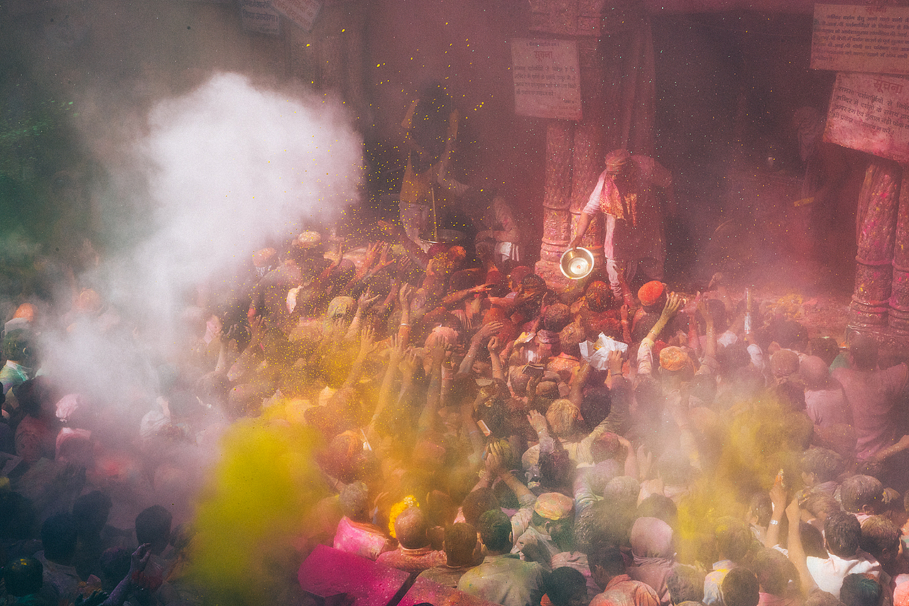 沃尔达林的洒红节