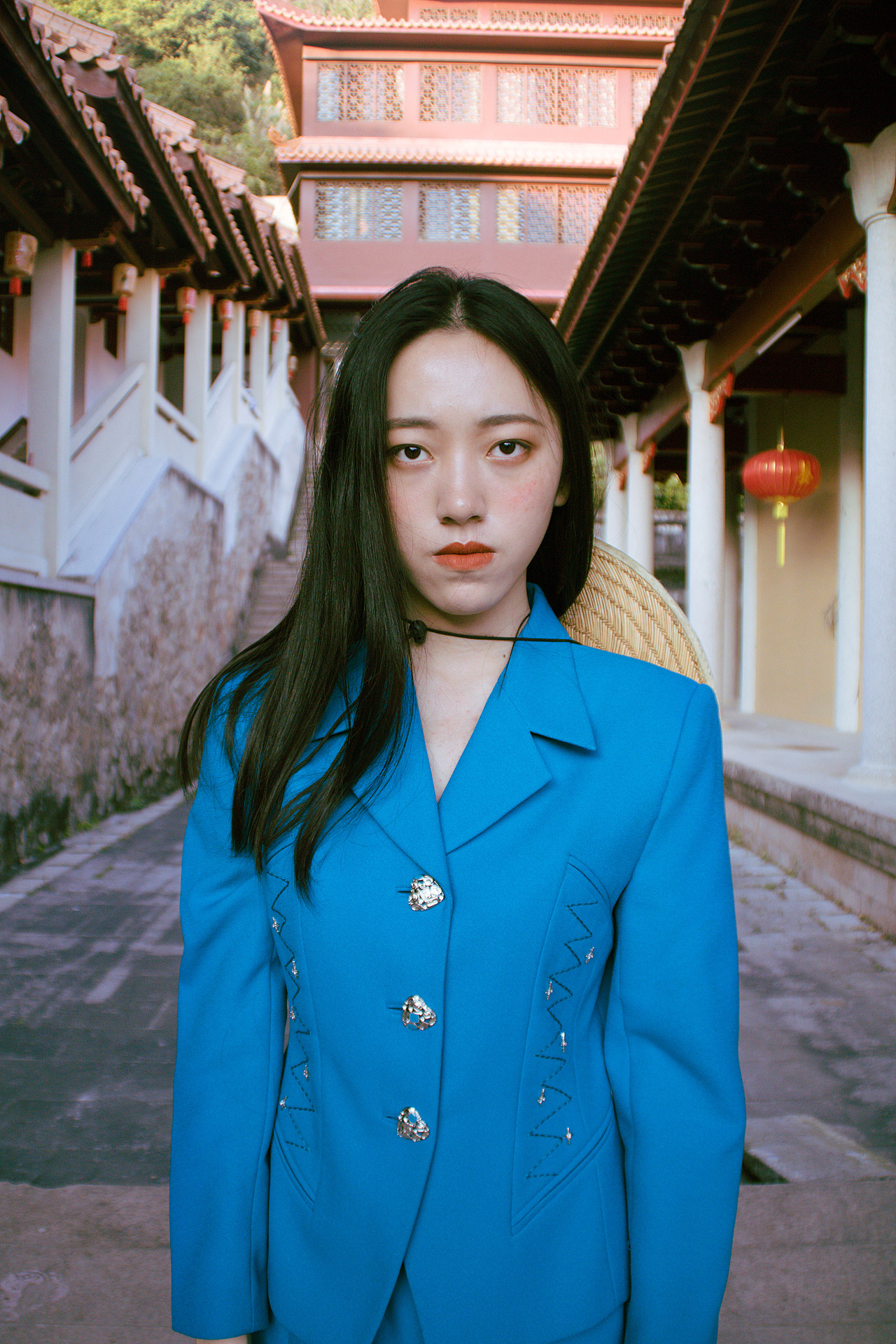 在松林古寺，拍下这组照片（图ZMTUzNzQ2Nzg0） - 人像摄影 - 站酷设计师POKYUIE原创素材 - 站酷ZCOOL