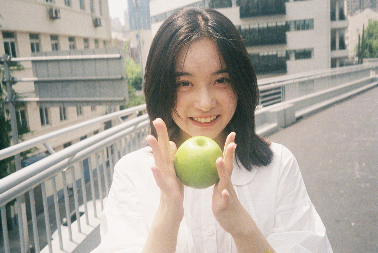 eighteen（图ZMjc0MjEwNzA4） - 人像摄影 - 站酷设计师NiccoCai原创素材 - 站酷ZCOOL