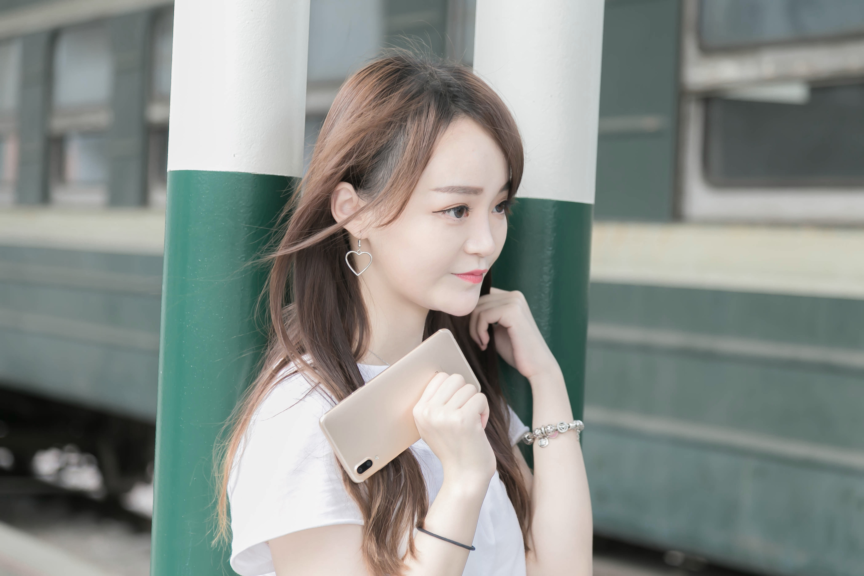 大学生的青春气息,魅蓝e3人像摄影