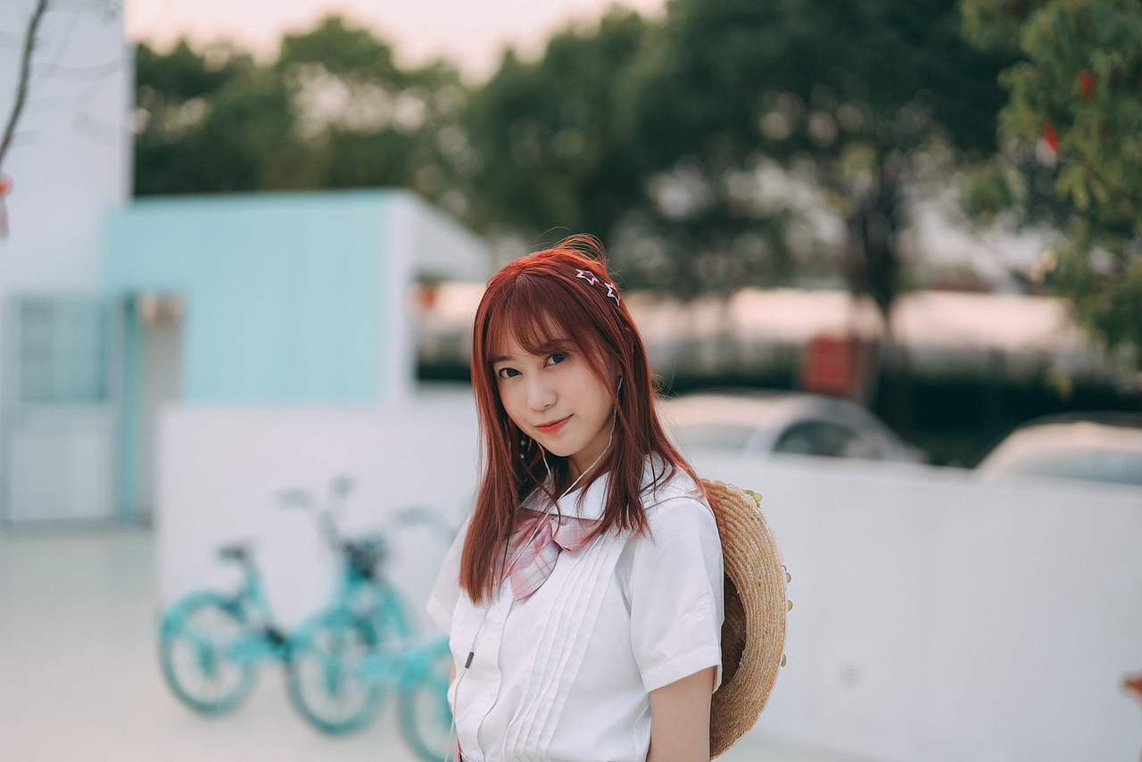 七月,小羽。第一部分。