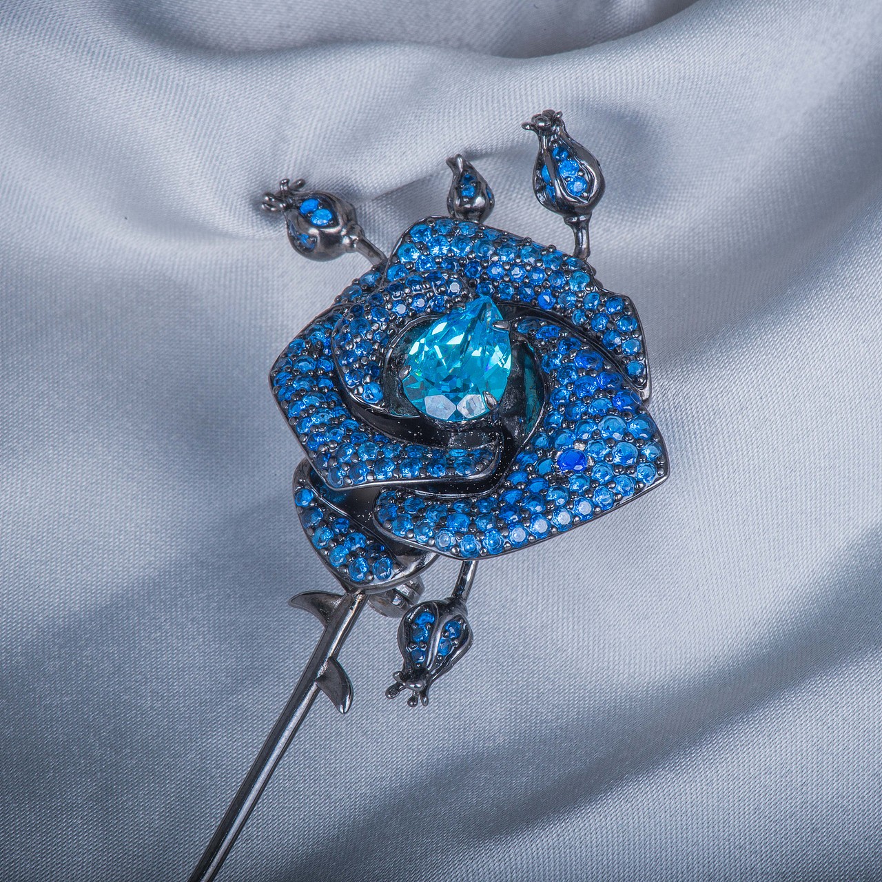 权力的游戏周边饰品冰与火之歌高庭小玫瑰蓝色纯银胸针