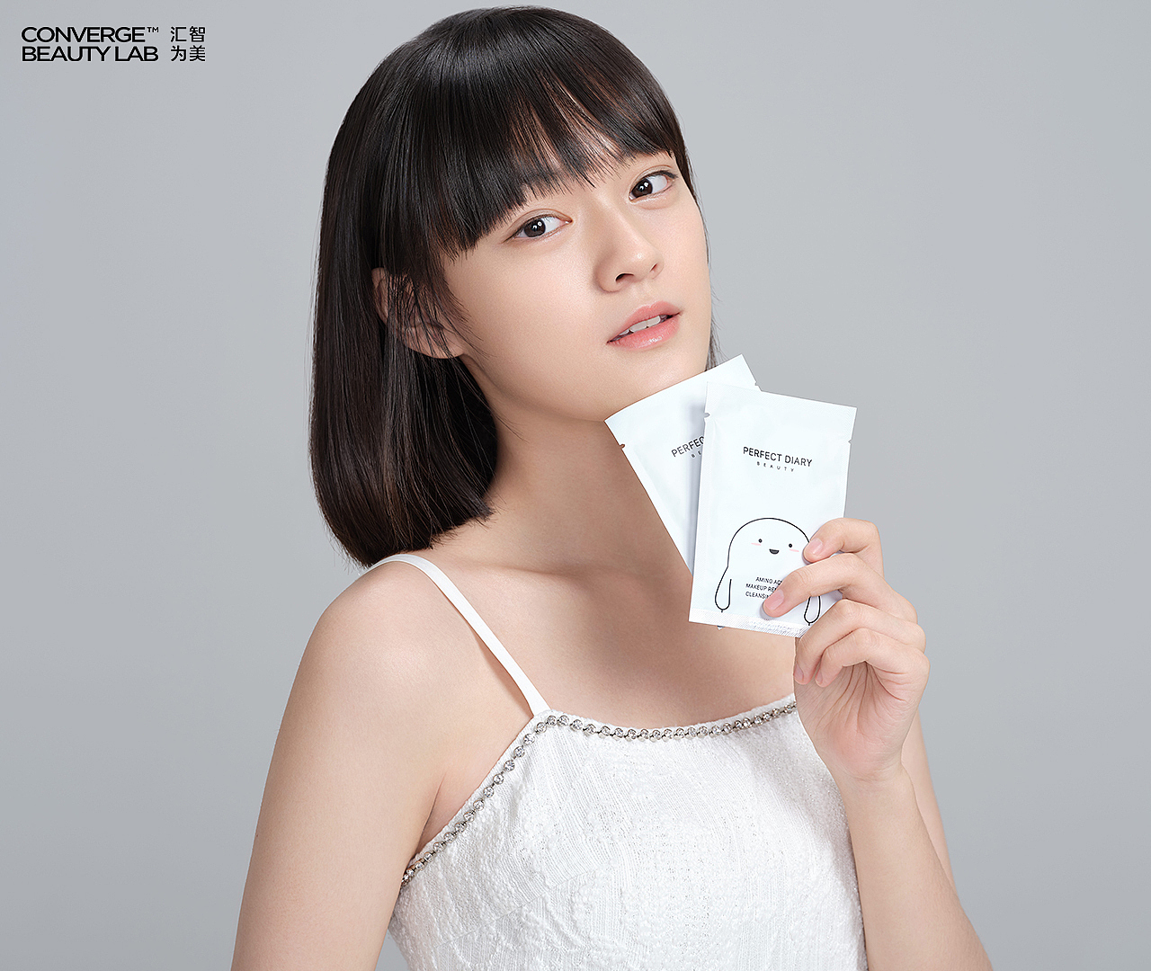 人像摄影/修图|明星文琪·完美日记联名护肤