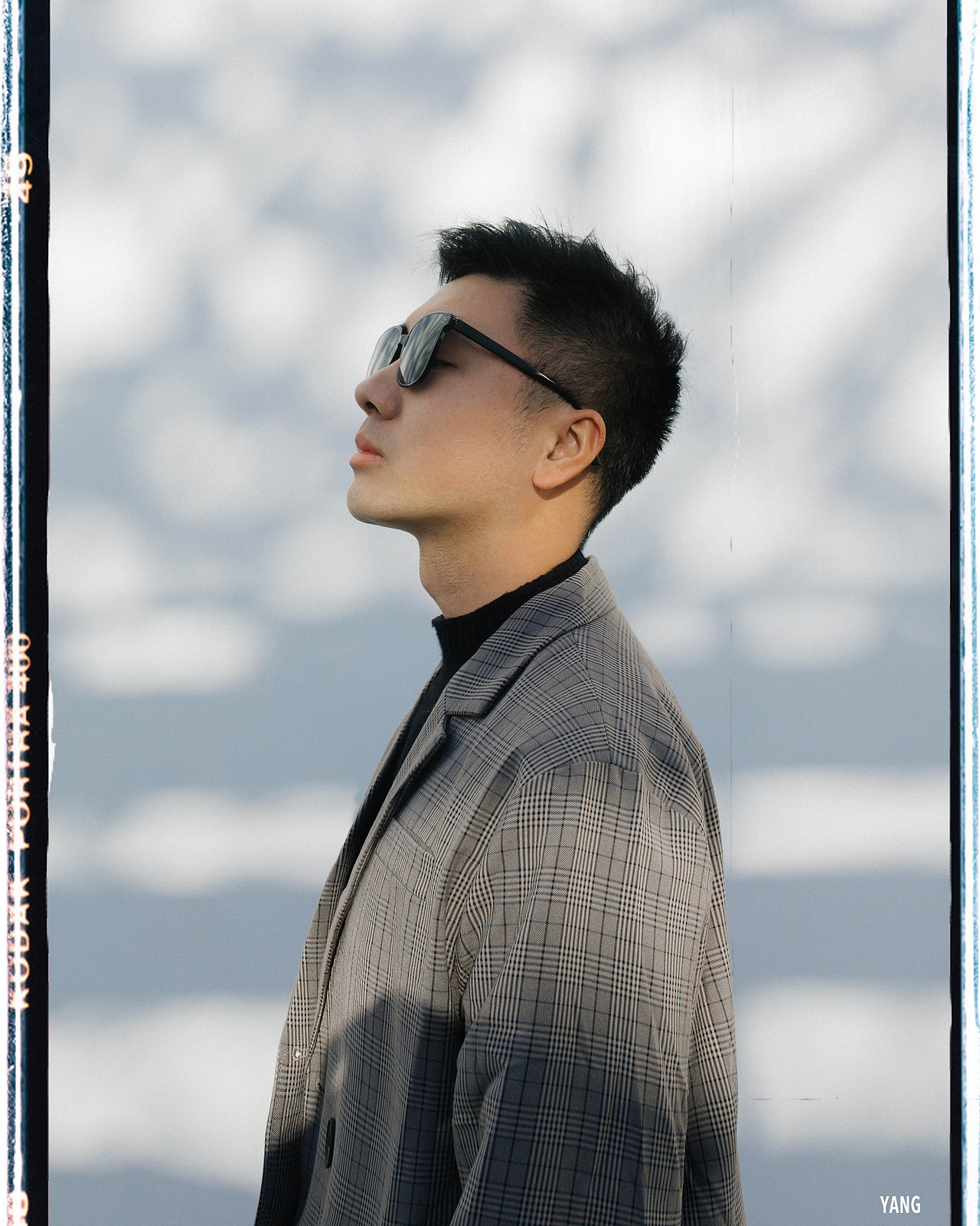 工作室秋日团建照（图ZMjc5MTMxOTQw） - 人像摄影 - 站酷设计师baiyang421原创素材 - 站酷ZCOOL