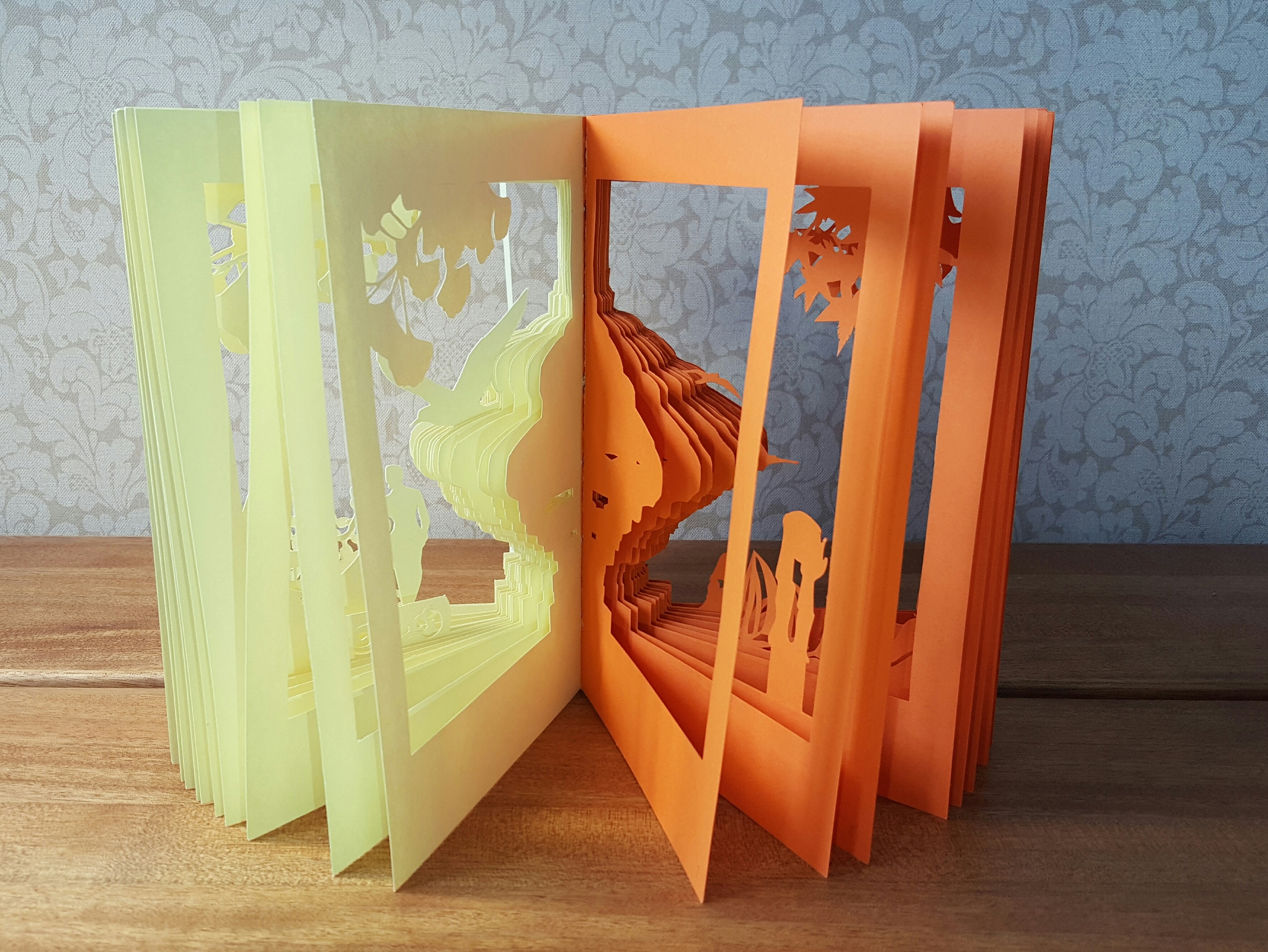 《秋,青岛》纸雕立体书