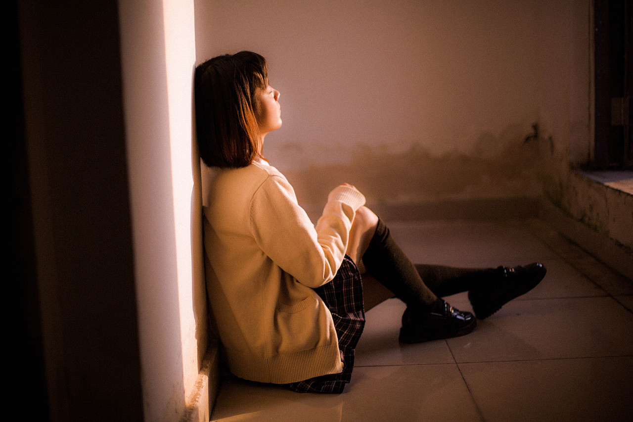 夕颜（图ZOTU1NTAxNDA=） - 人像摄影 - 站酷设计师张泛白原创素材 - 站酷ZCOOL