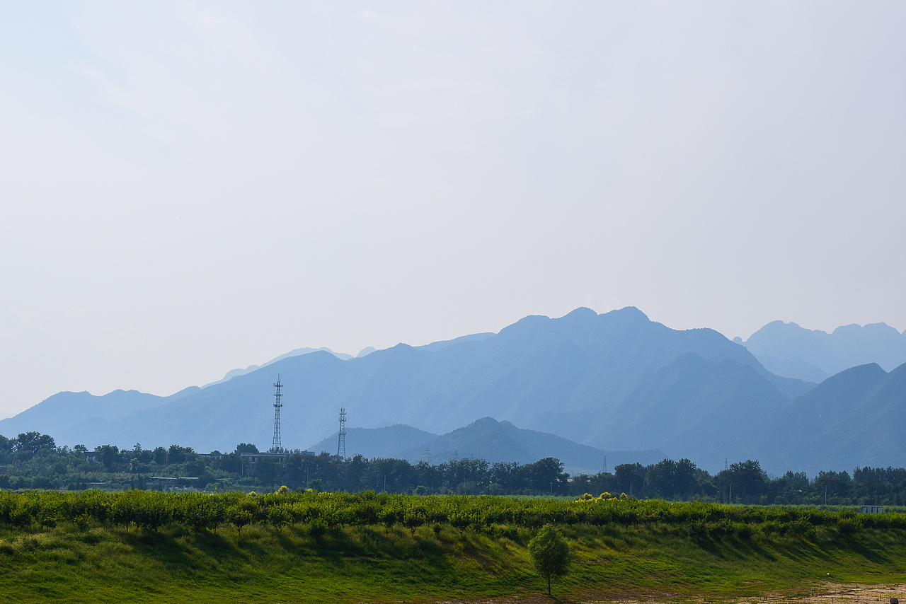 层峦叠嶂