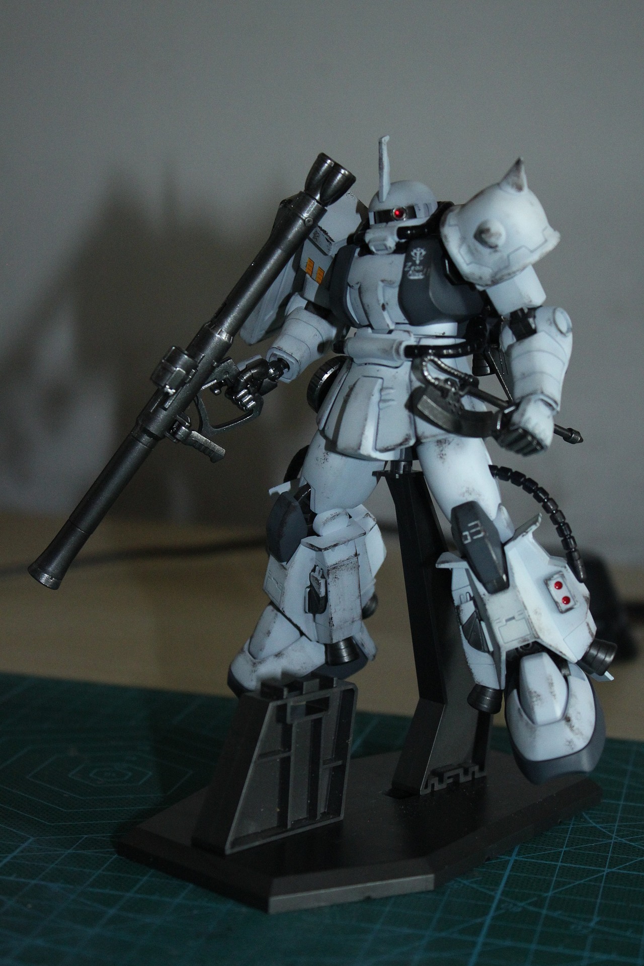 gunpla 扎古 白狼