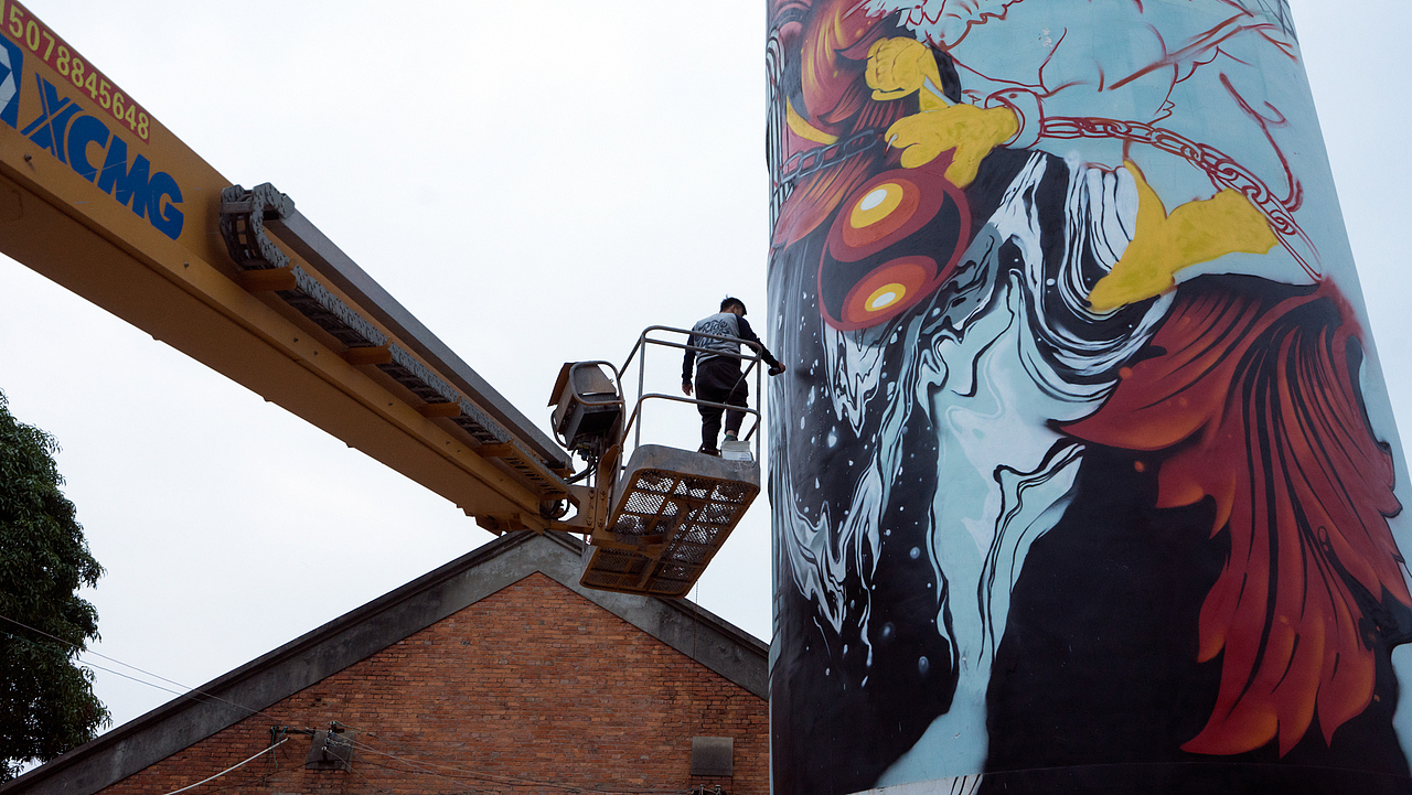 MTS涂鸦团队-如何将一座33米高的水塔变成知名地标建筑（图ZMjE4OTYzMzQ0） - 艺术插画 - 站酷设计师MTS_GRAPHIC原创素材 - 站酷ZCOOL