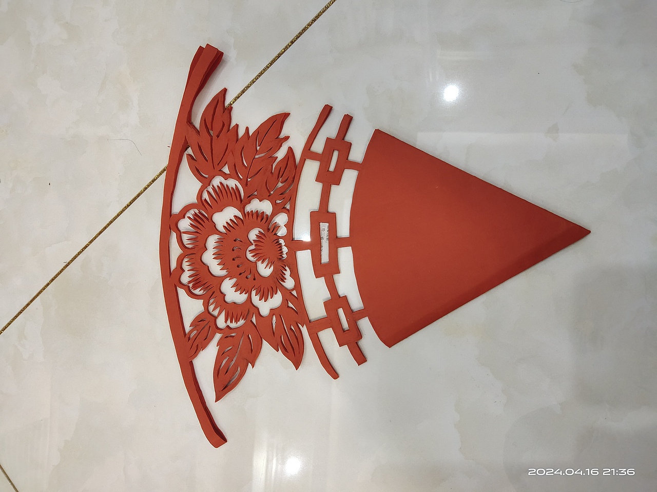 剪纸是镂空艺术