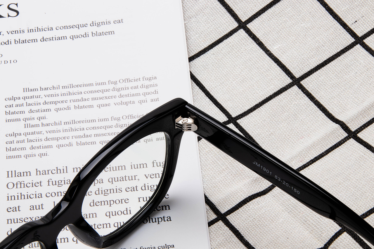 眼镜（图ZMTgwODc5OTk2） - 产品摄影 - 站酷设计师_阿年原创素材 - 站酷ZCOOL