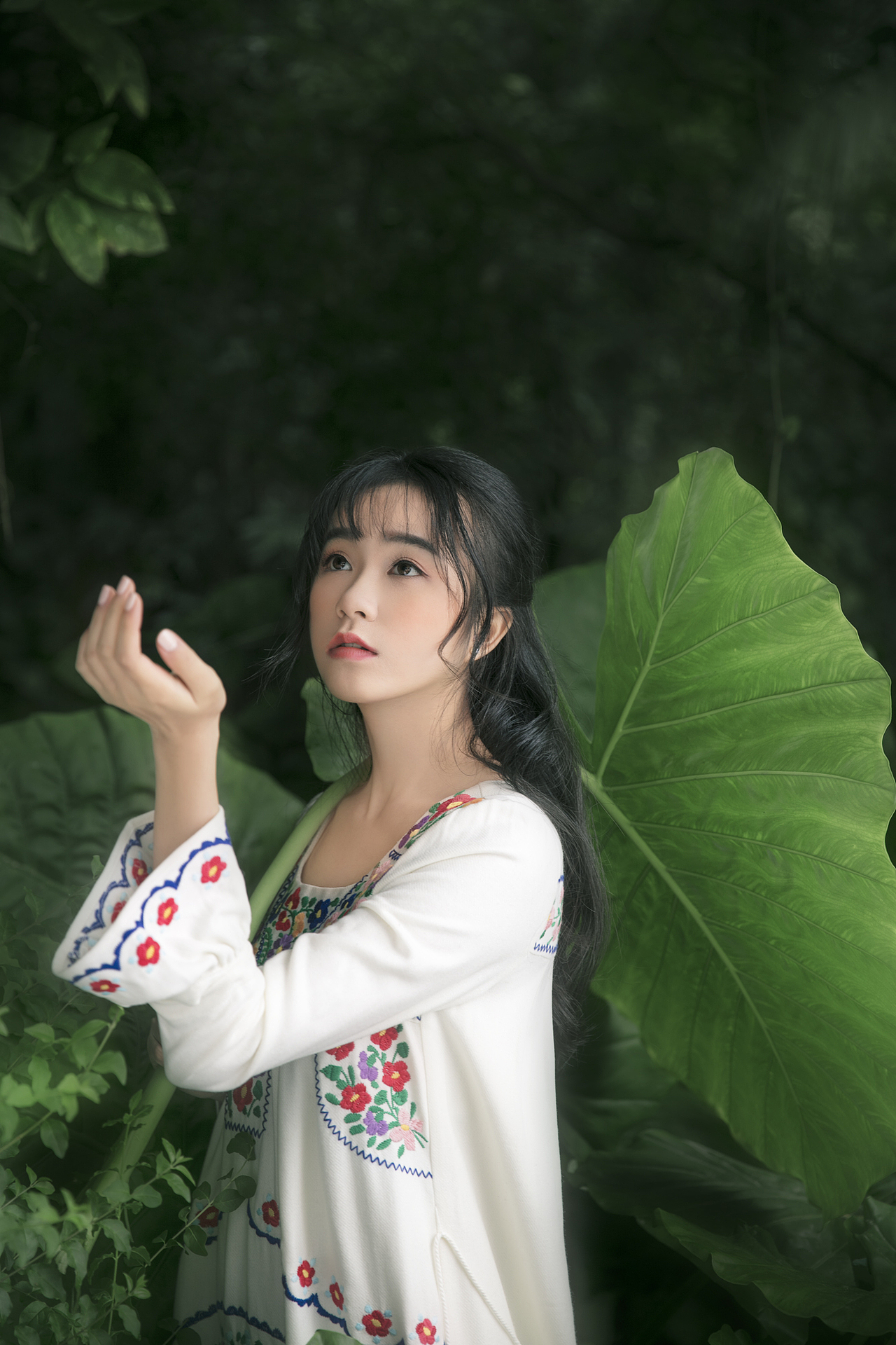 林间精灵（图ZNzM3ODY5MDg=） - 人像摄影 - 站酷设计师摄影师沛霖原创素材 - 站酷ZCOOL