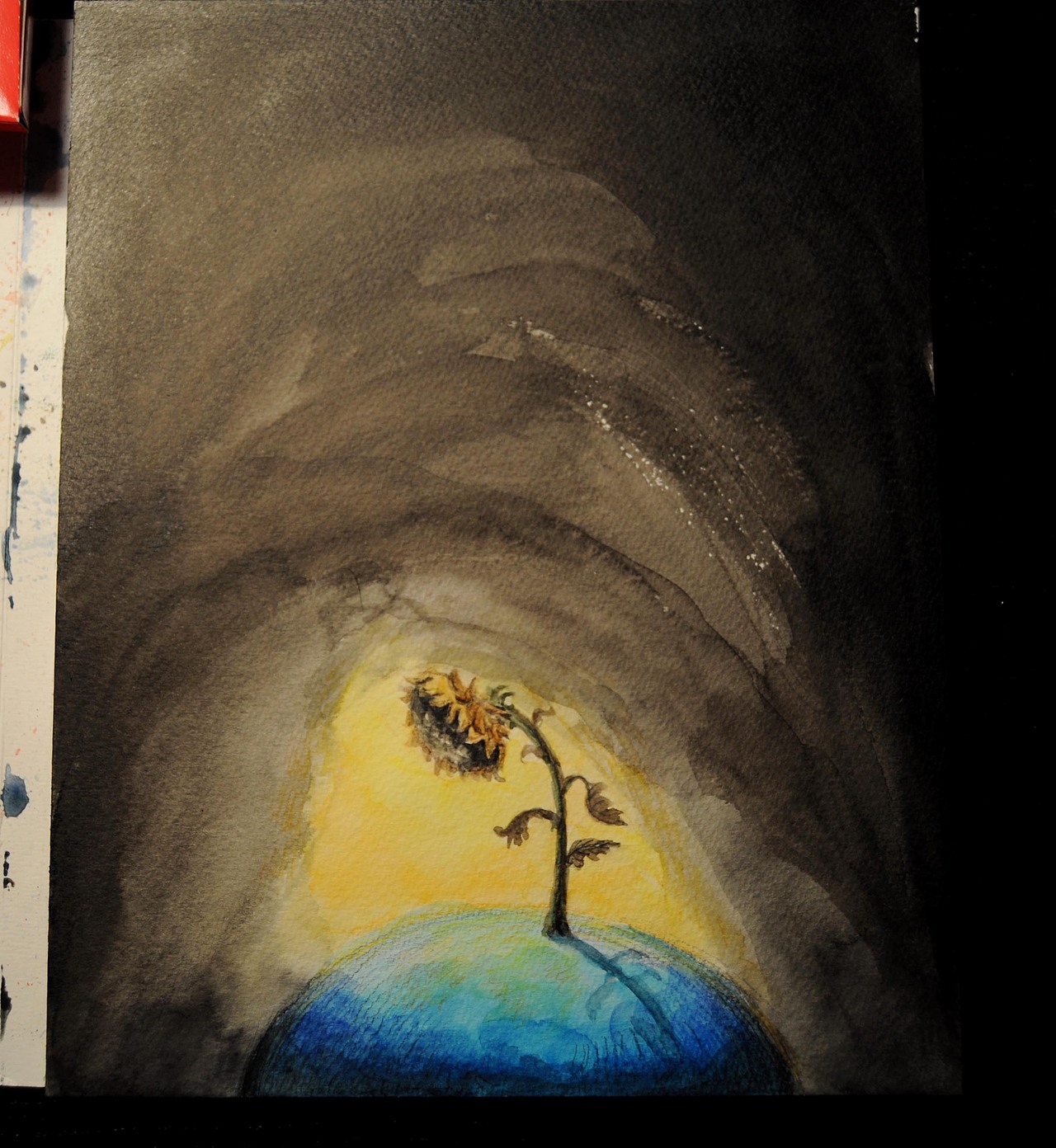 但他们耗尽自己的温暖,给心里的人在黑暗中带来光明。