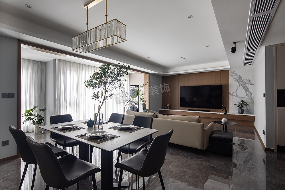 约克郡135平米装修完工效果:现代简约风格
