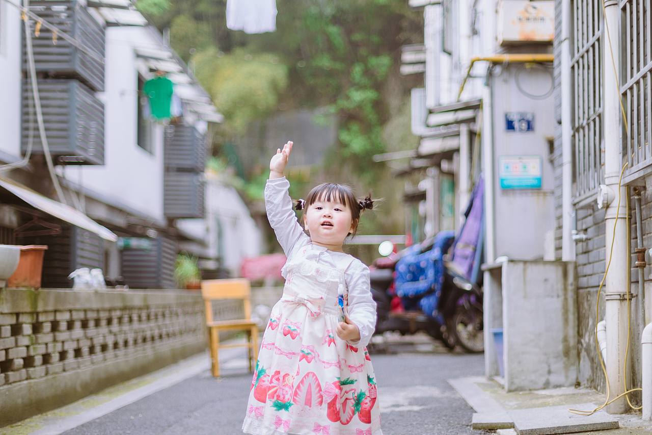 圆脸小樱桃啊