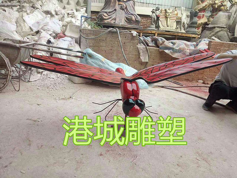 园林景观仿真昆虫造型玻璃钢彩色蜻蜓雕塑批发零售厂家