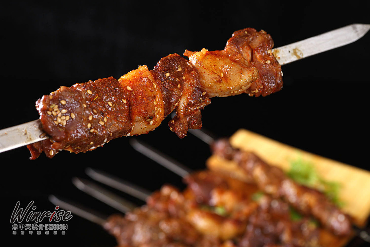 大肉串 超大一串,很过瘾 收藏 烤韭菜 收藏 烤蚕蛹 收藏 风干牛肉串