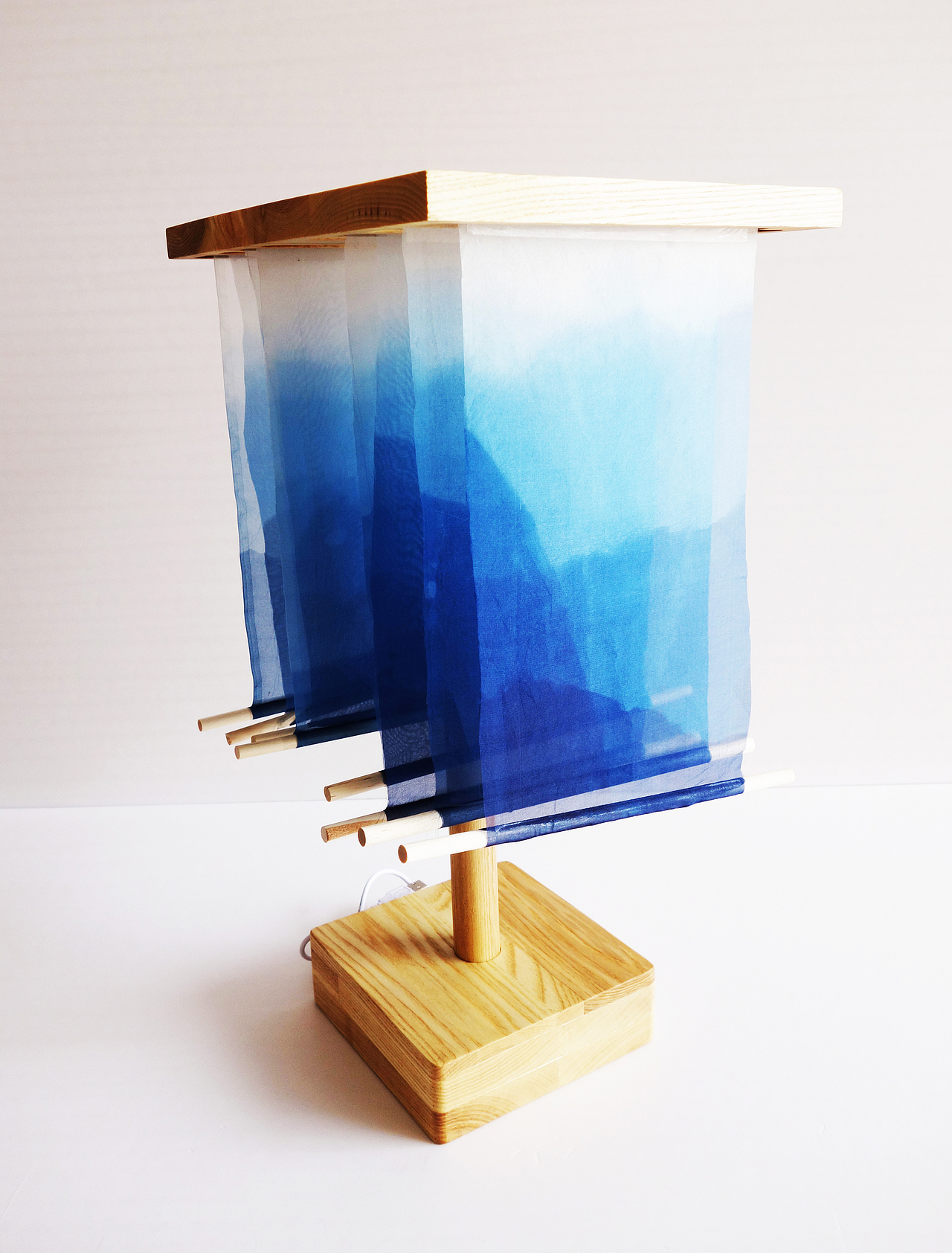 草木染灯具创意设计