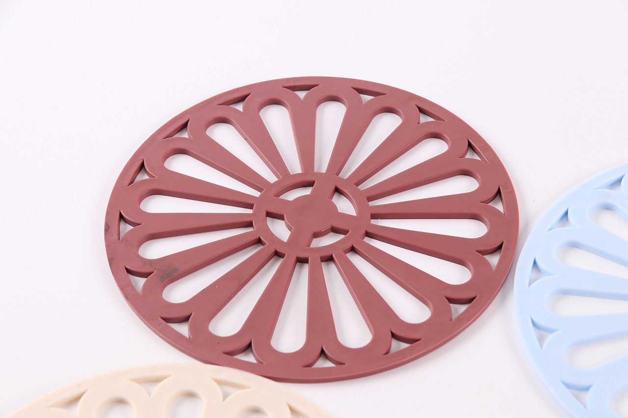 B01餐饮工具\C02-杯子水壶\V05塑料杯垫X2