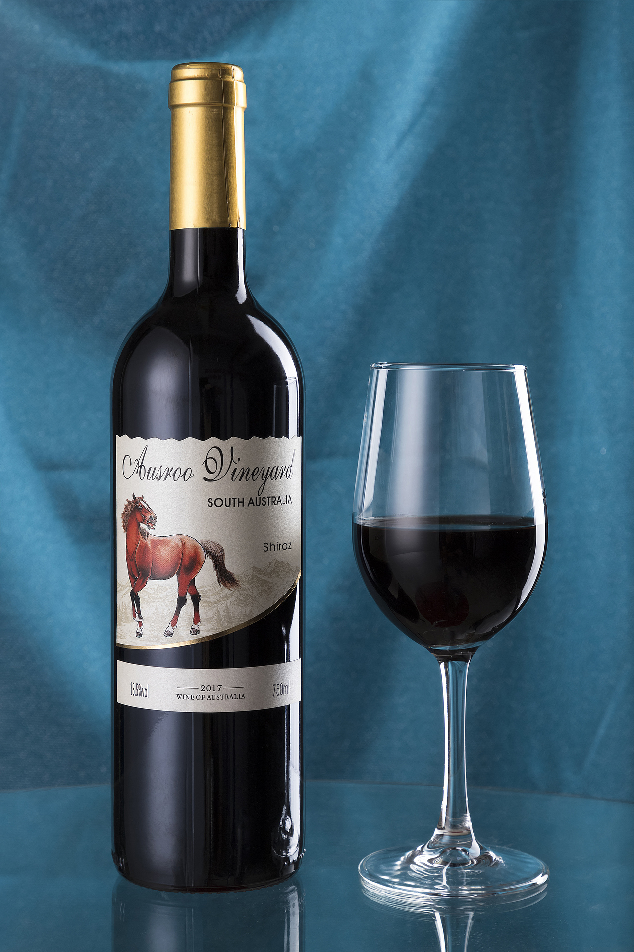 憂郁的紅酒（圖ZMTE2NTI4Njc2） - 產(chǎn)品攝影 - 站酷設(shè)計師林中蟬原創(chuàng)素材 - 站酷ZCOOL